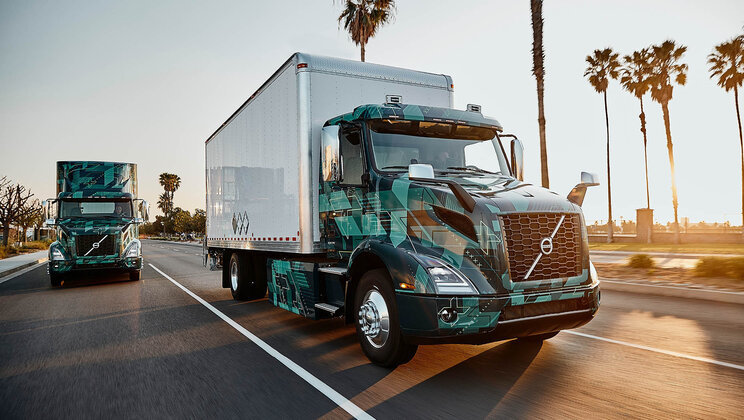 Volvo demonstrerar elektrifierade tunga lastbilar i Nordamerika